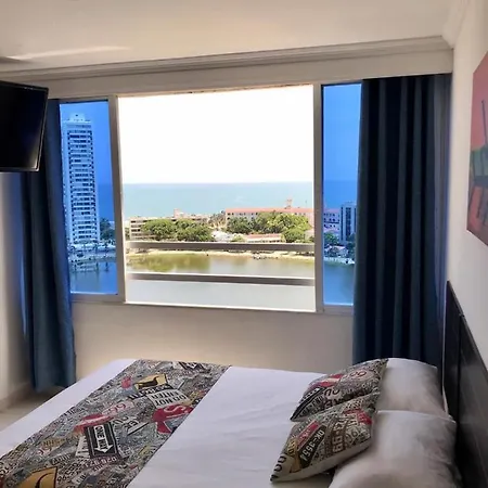 Apartamento Totalmente Equipado A Media Cuadra De La Playa Del Laguito Cartagena
