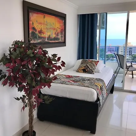 Apartamento Totalmente Equipado A Media Cuadra De La Playa Del Laguito Apartamento Cartagena