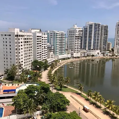 Apartamento Totalmente Equipado A Media Cuadra De La Playa Del Laguito * Cartagena