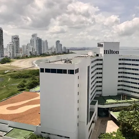Apartamento Totalmente Equipado A Media Cuadra De La Playa Del Laguito